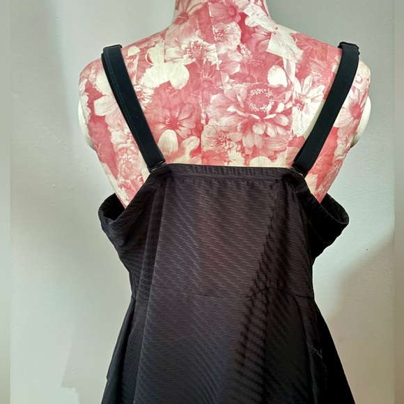 NWT Sea Swimwear brand size 40D black tankini top - Picture 5 of 5